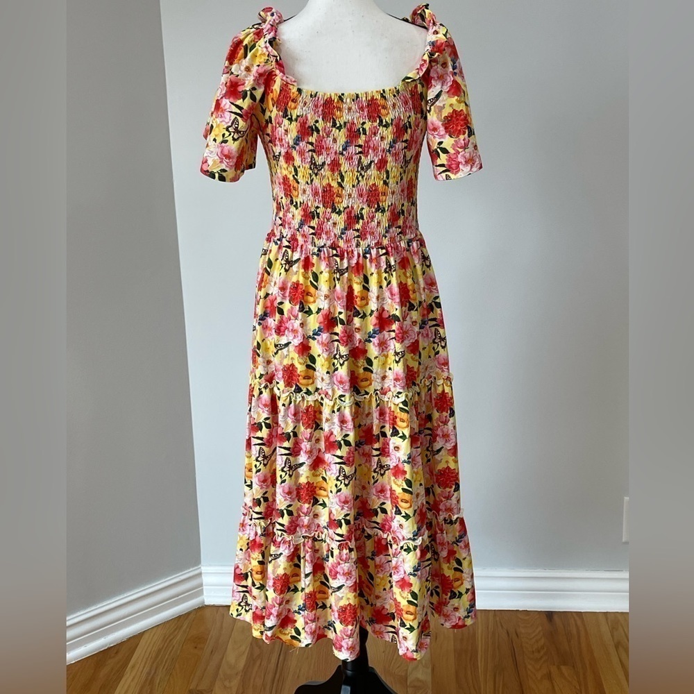 Laree & Co Hartley Ruffle Smocked Tiered Dress size M New with tags New - Picture 5 of 12